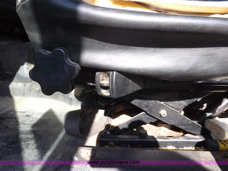 image for item I7588 1996 Chevrolet Kodiak fuel truck