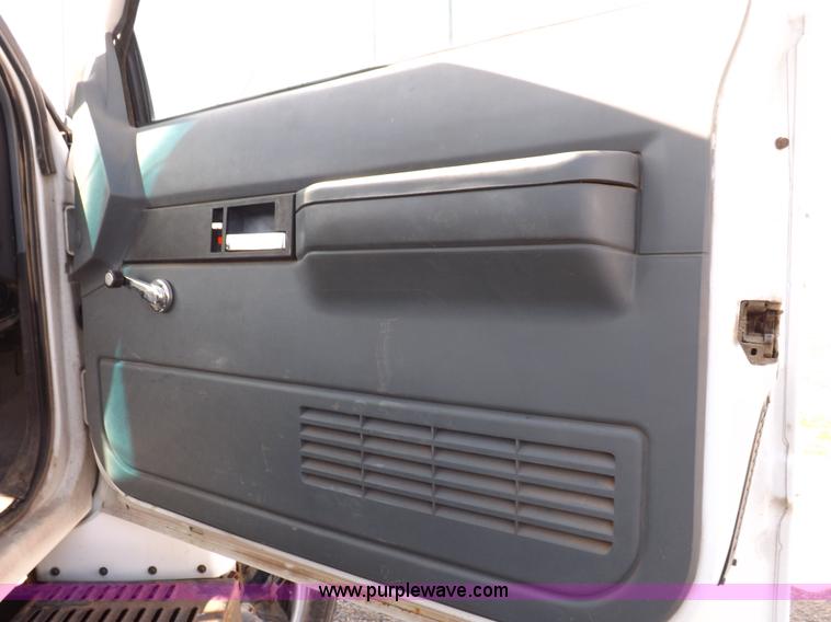 image for item I7588 1996 Chevrolet Kodiak fuel truck