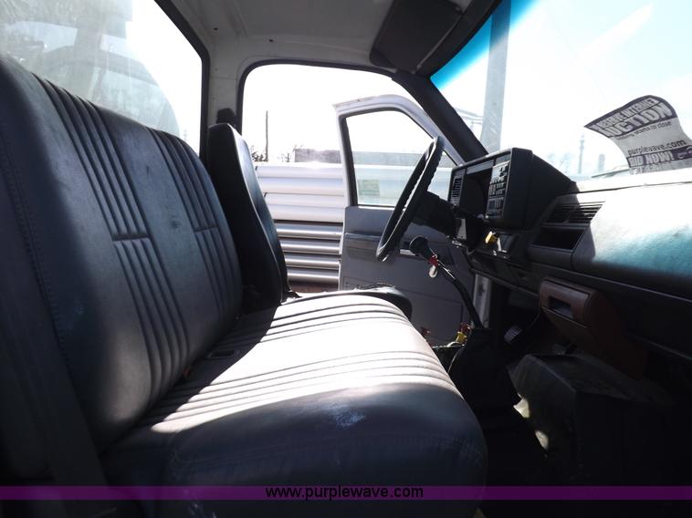 image for item I7588 1996 Chevrolet Kodiak fuel truck