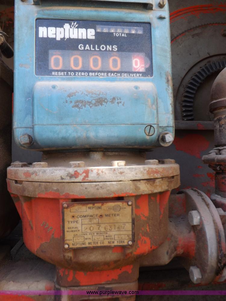 image for item I7588 1996 Chevrolet Kodiak fuel truck