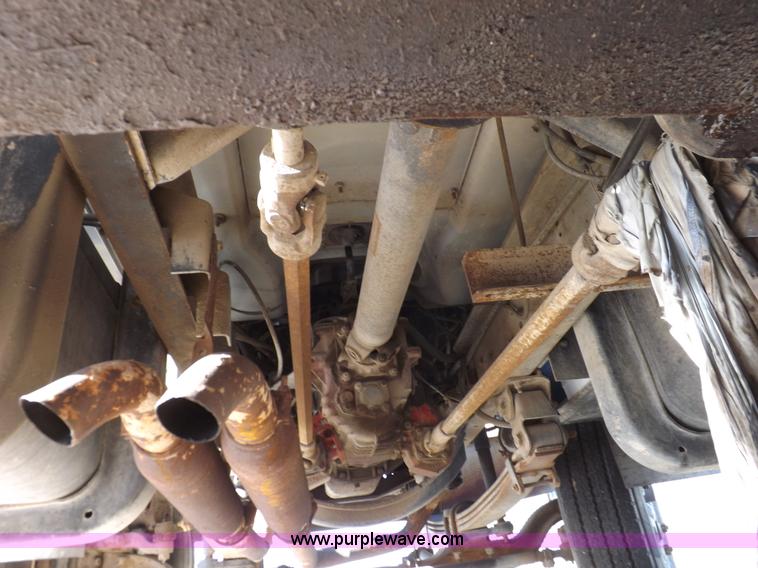 image for item I7588 1996 Chevrolet Kodiak fuel truck