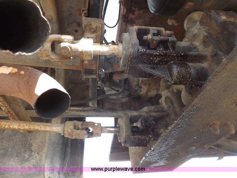 image for item I7588 1996 Chevrolet Kodiak fuel truck