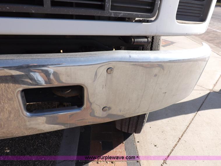 image for item I7588 1996 Chevrolet Kodiak fuel truck