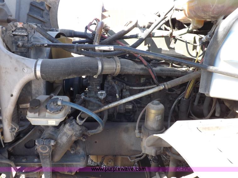 image for item I9003 2006 Freightliner ST120 semi truck