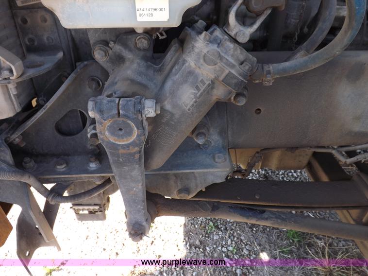 image for item I9003 2006 Freightliner ST120 semi truck