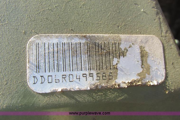 image for item I9716 2000 Freightliner FLD120 semi truck