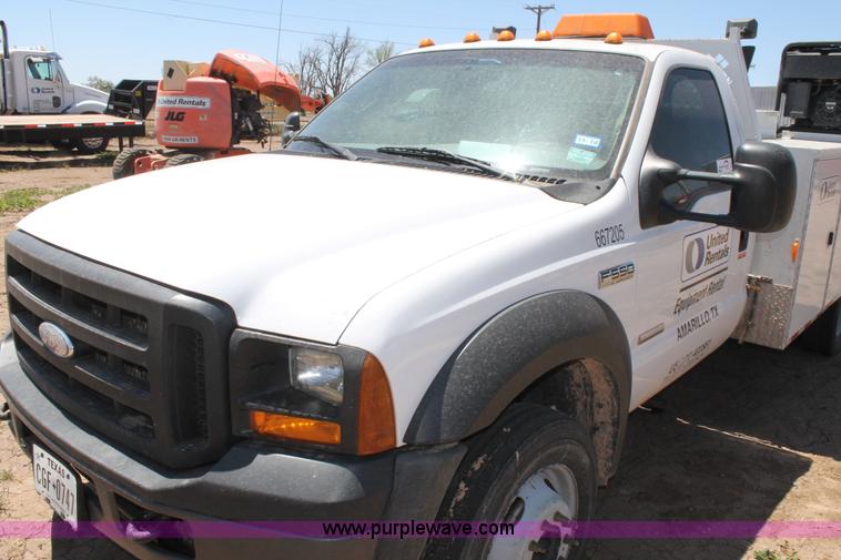 image for item C3857 2007 Ford F550 utility truck