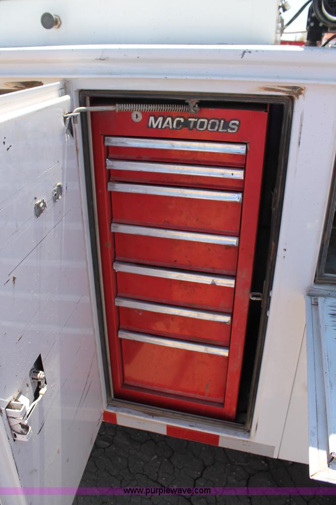 image for item C3857 2007 Ford F550 utility truck