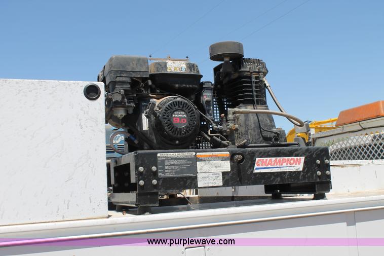 image for item C3857 2007 Ford F550 utility truck