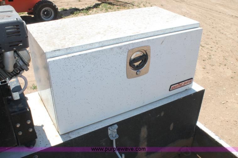 image for item C3857 2007 Ford F550 utility truck