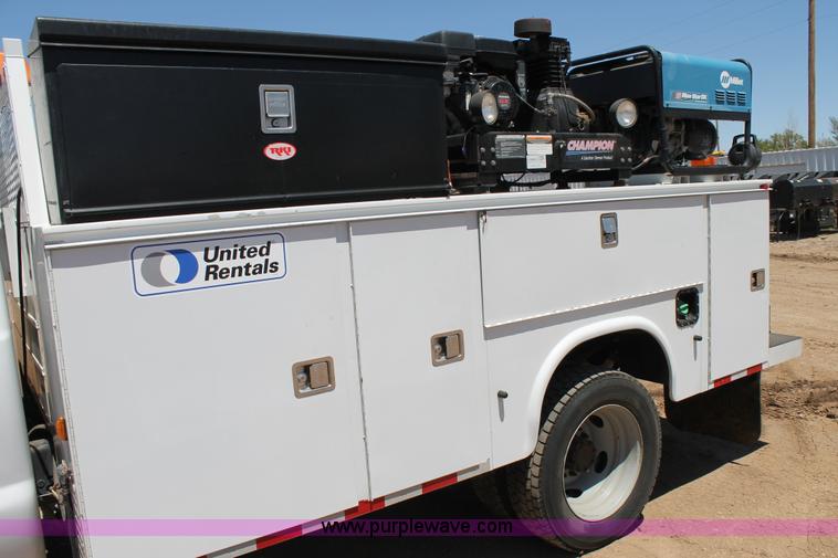 image for item C3858 2008 Ford F550 utility truck