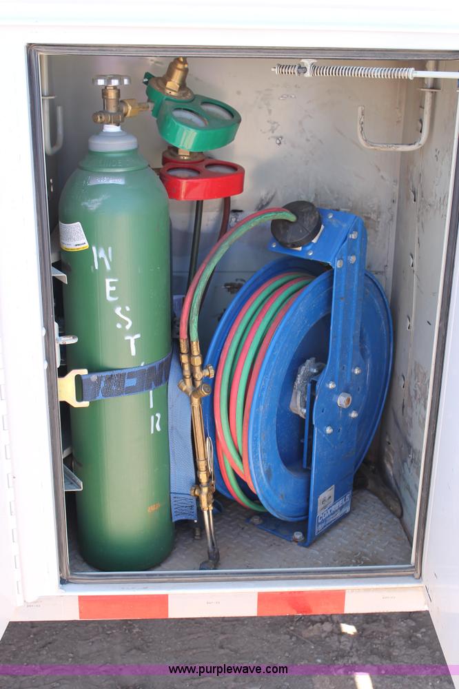 image for item C3858 2008 Ford F550 utility truck