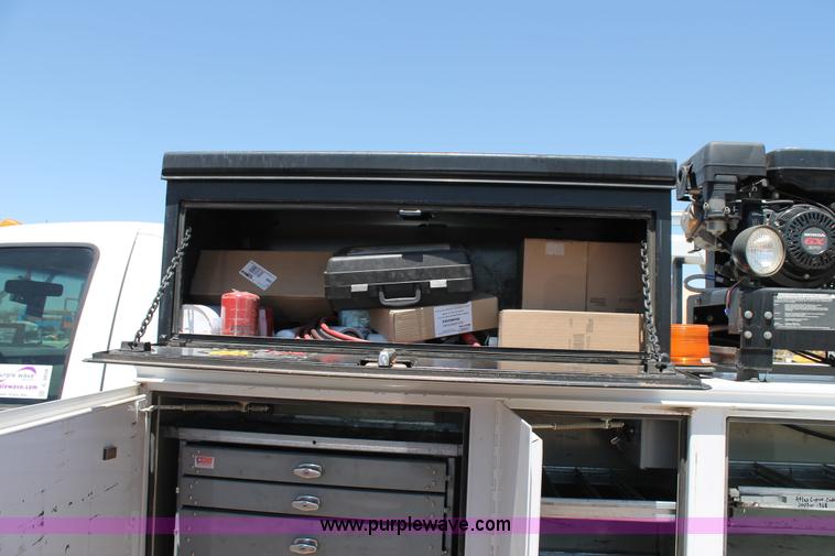 image for item C3858 2008 Ford F550 utility truck
