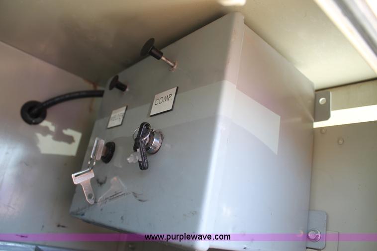 image for item C3858 2008 Ford F550 utility truck