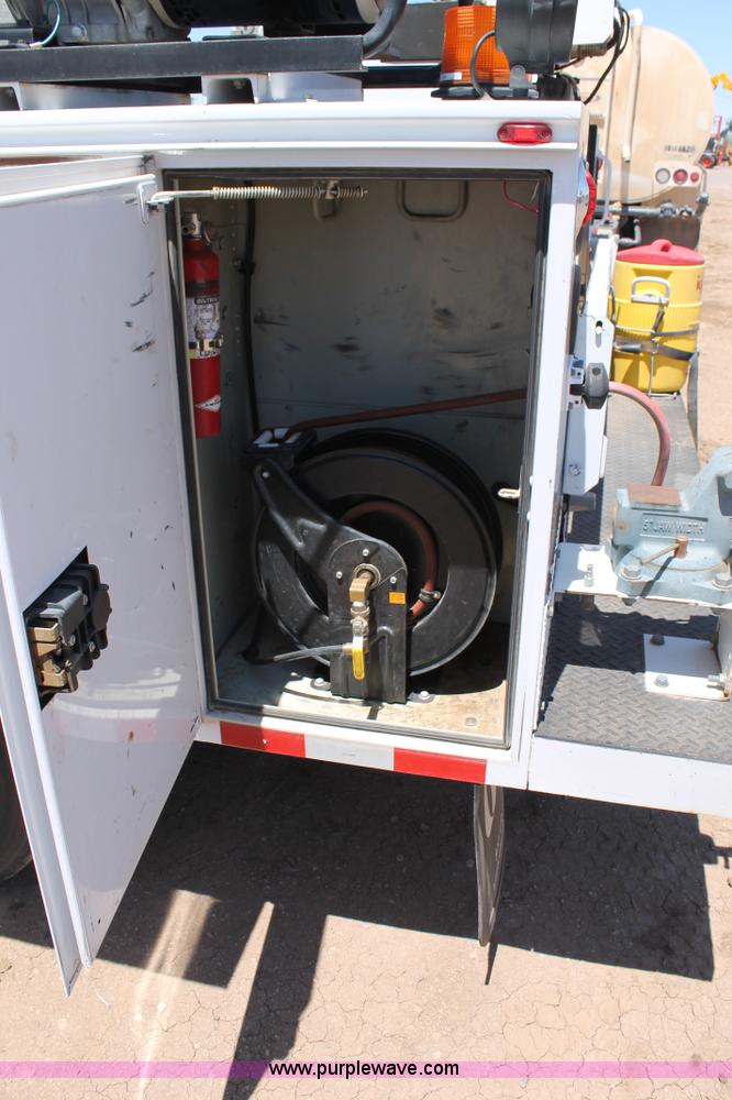 image for item C3858 2008 Ford F550 utility truck