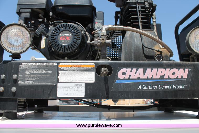 image for item C3858 2008 Ford F550 utility truck