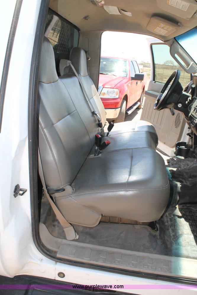 image for item C3858 2008 Ford F550 utility truck