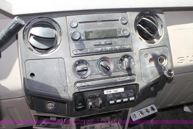image for item C3858 2008 Ford F550 utility truck