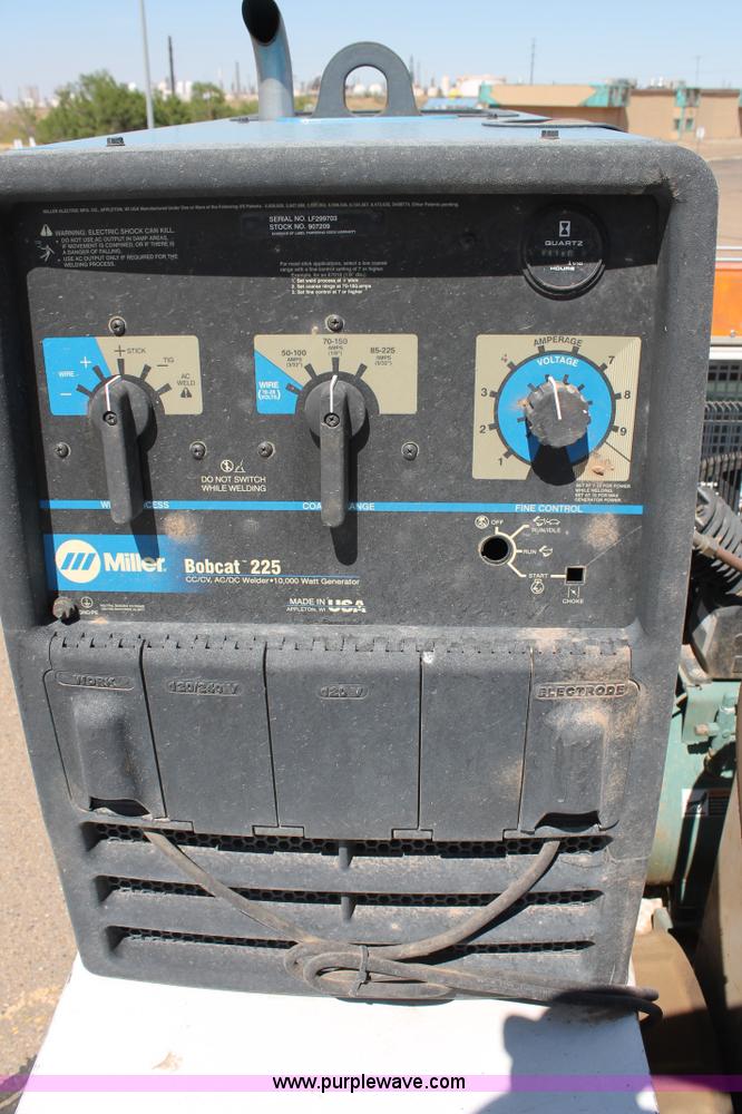 image for item C3859 2006 Ford F550 utility truck