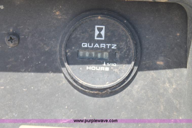 image for item C3859 2006 Ford F550 utility truck