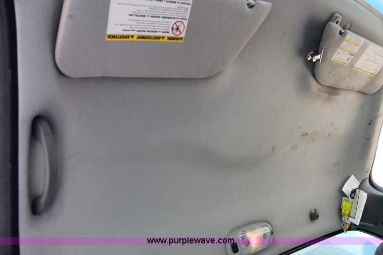 image for item C3859 2006 Ford F550 utility truck