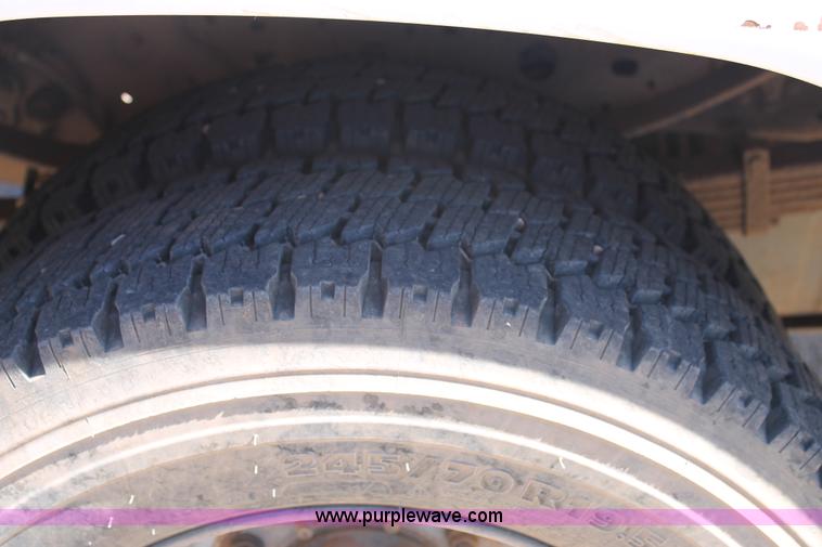 image for item C3859 2006 Ford F550 utility truck