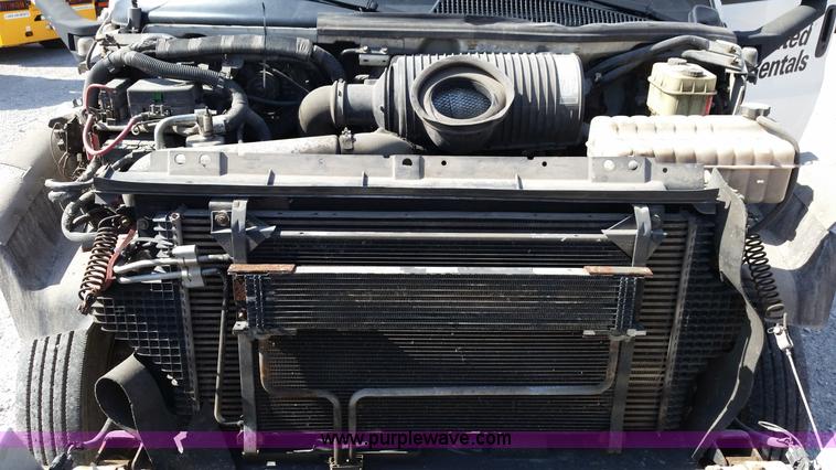 image for item G9130 2006 Chevrolet C5500 service truck