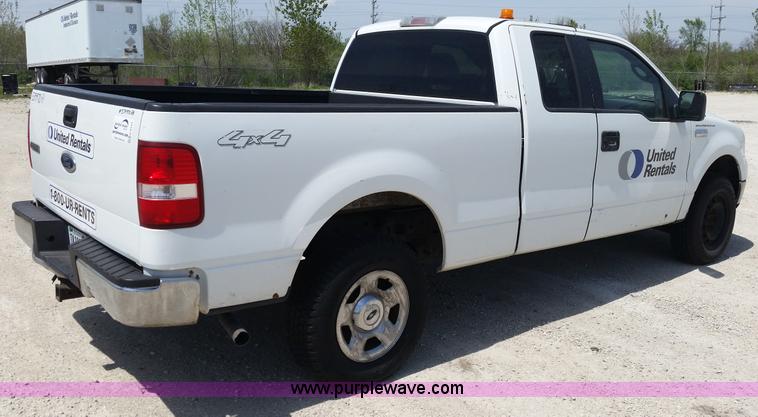 image for item G9131 2005 Ford F150 XLT SuperCab pickup truck