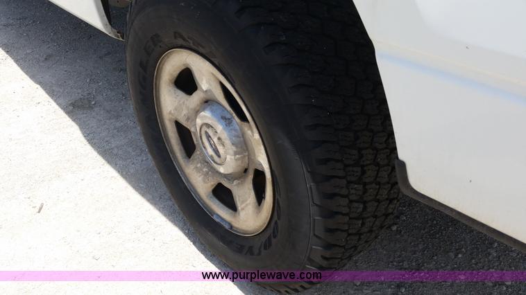 image for item G9131 2005 Ford F150 XLT SuperCab pickup truck