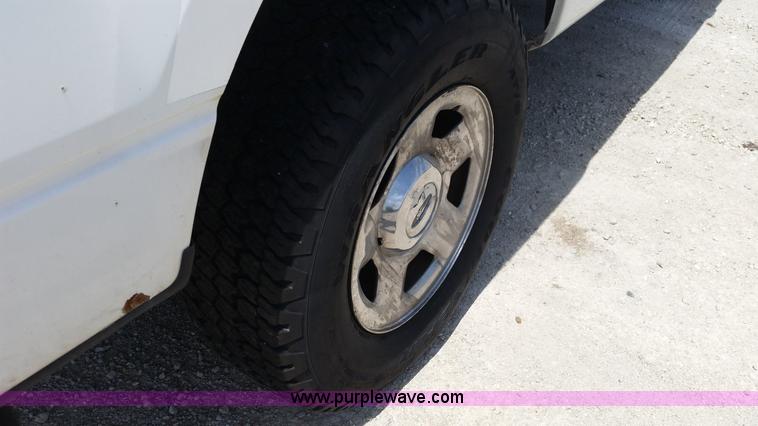 image for item G9131 2005 Ford F150 XLT SuperCab pickup truck