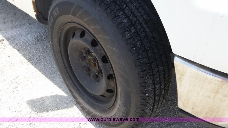 image for item G9131 2005 Ford F150 XLT SuperCab pickup truck