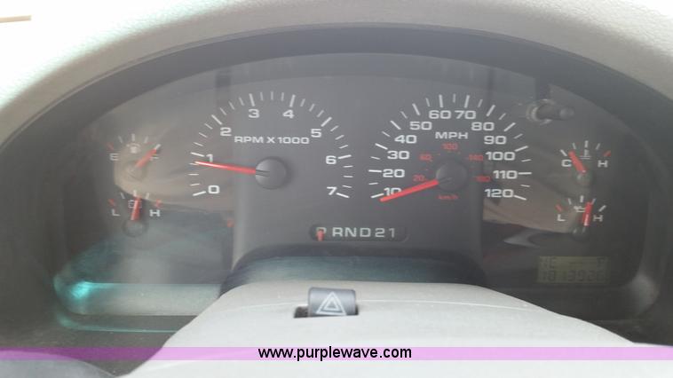 image for item G9131 2005 Ford F150 XLT SuperCab pickup truck