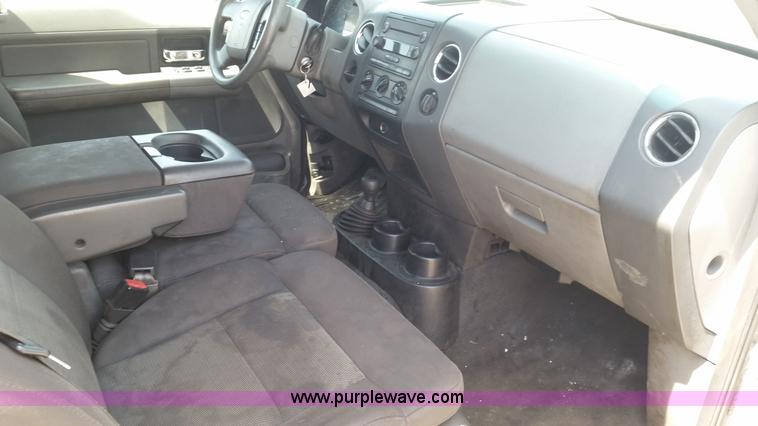 image for item G9131 2005 Ford F150 XLT SuperCab pickup truck