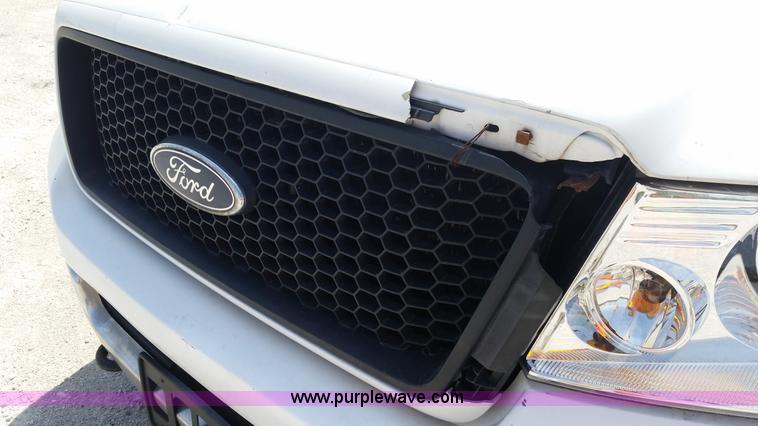 image for item G9131 2005 Ford F150 XLT SuperCab pickup truck