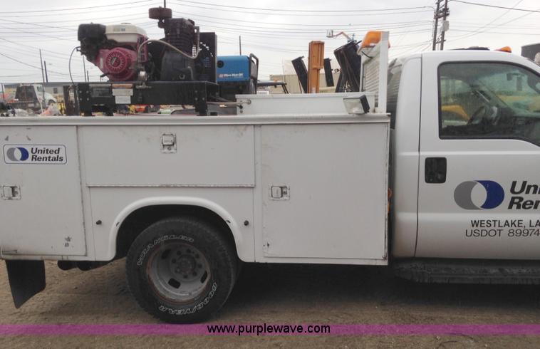 image for item I7039 2008 Ford F350 Super Duty XL service truck