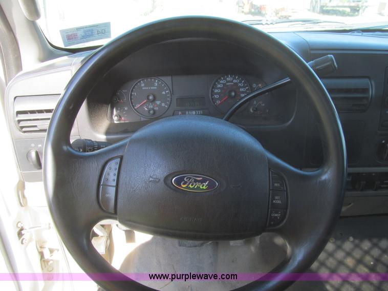 image for item I7045 2007 Ford F550 service truck