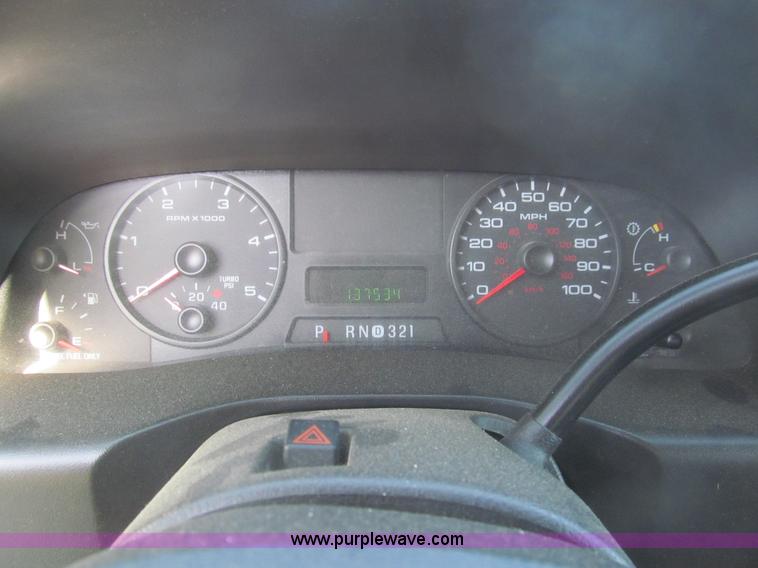 image for item I7045 2007 Ford F550 service truck