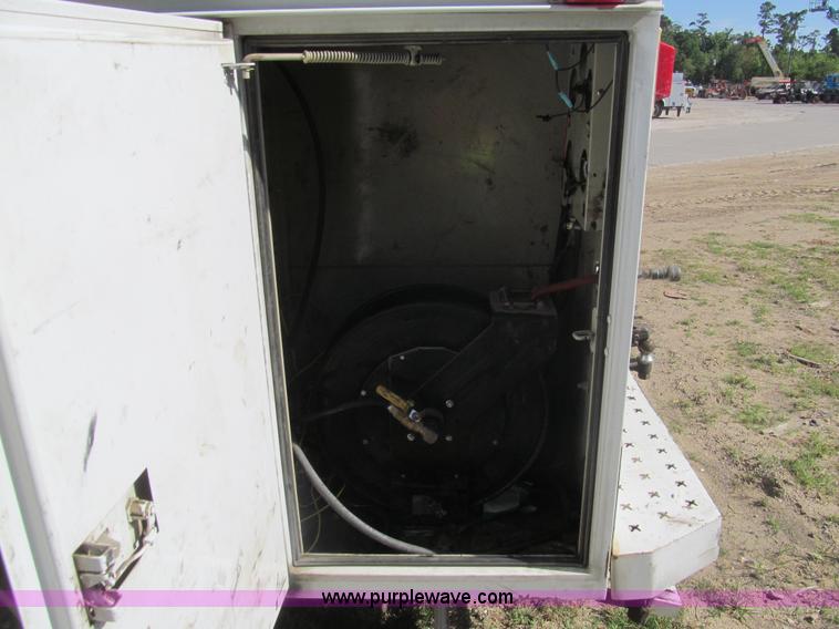 image for item I7045 2007 Ford F550 service truck