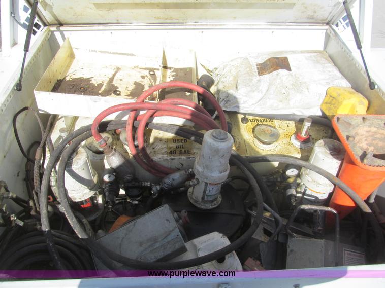 image for item I7045 2007 Ford F550 service truck