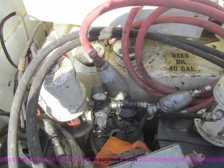 image for item I7045 2007 Ford F550 service truck