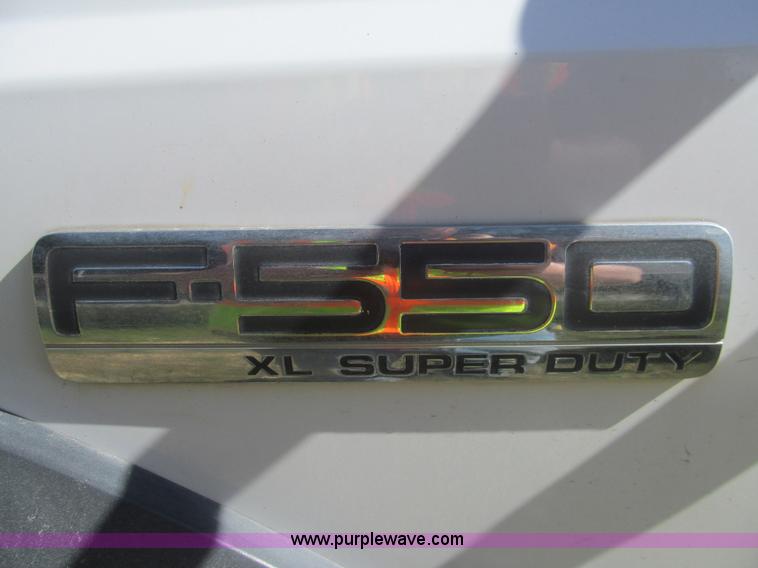 image for item I7045 2007 Ford F550 service truck