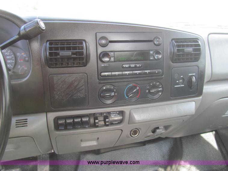 image for item I7046 2007 Ford F350 Super Duty XL service truck