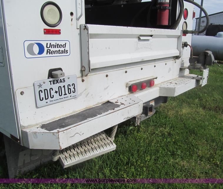 image for item I7046 2007 Ford F350 Super Duty XL service truck