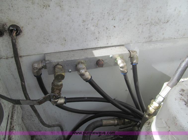 image for item I7046 2007 Ford F350 Super Duty XL service truck