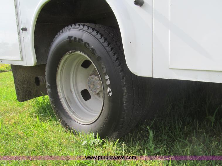 image for item I7046 2007 Ford F350 Super Duty XL service truck