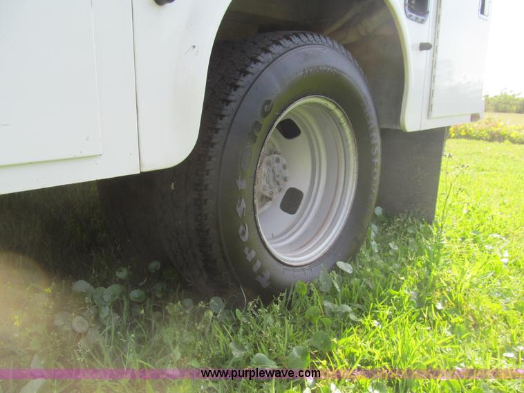 image for item I7046 2007 Ford F350 Super Duty XL service truck