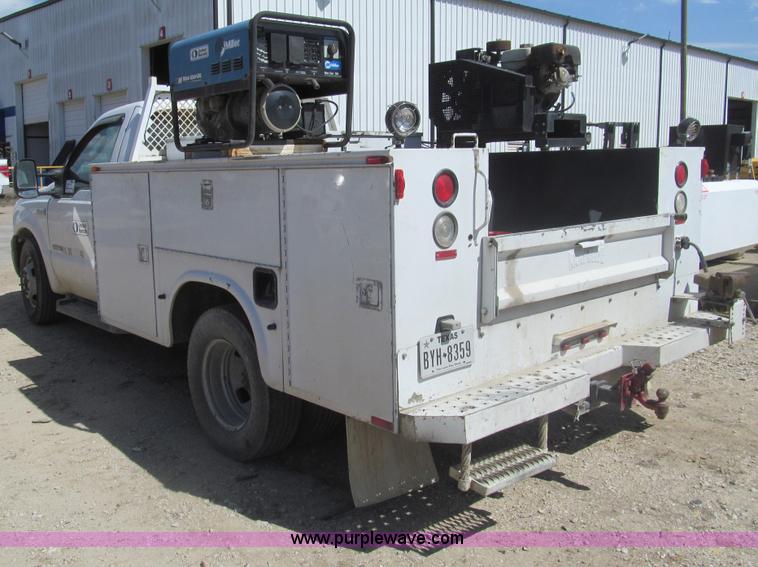 image for item I7047 2007 Ford F350 Super Duty XL service truck