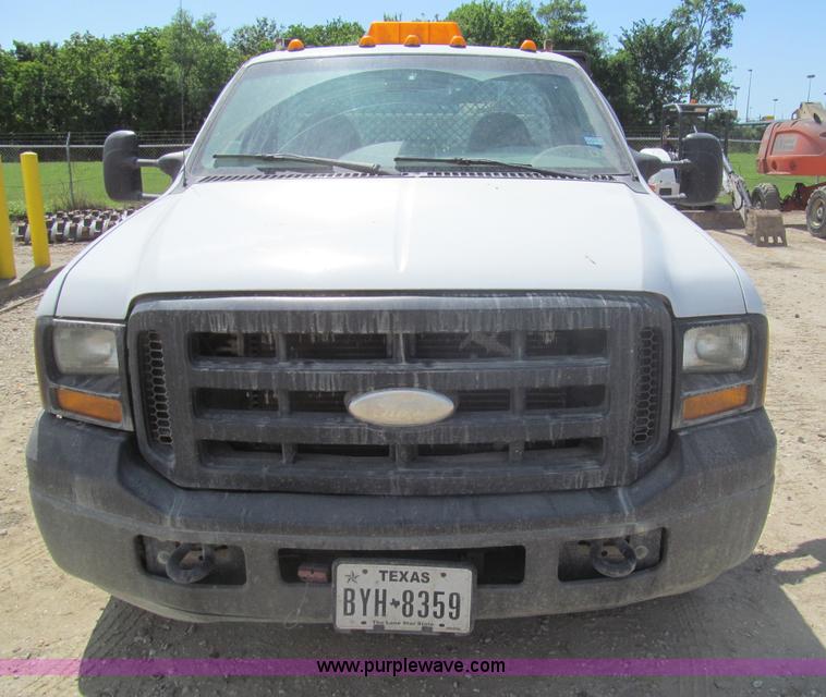 image for item I7047 2007 Ford F350 Super Duty XL service truck