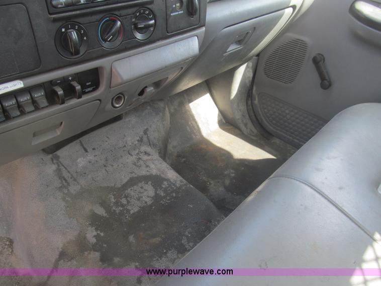 image for item I7047 2007 Ford F350 Super Duty XL service truck
