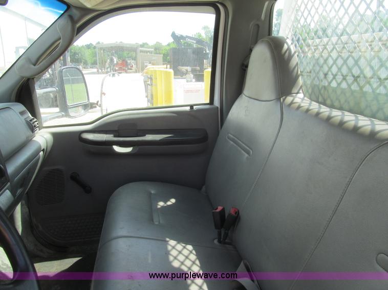 image for item I7047 2007 Ford F350 Super Duty XL service truck